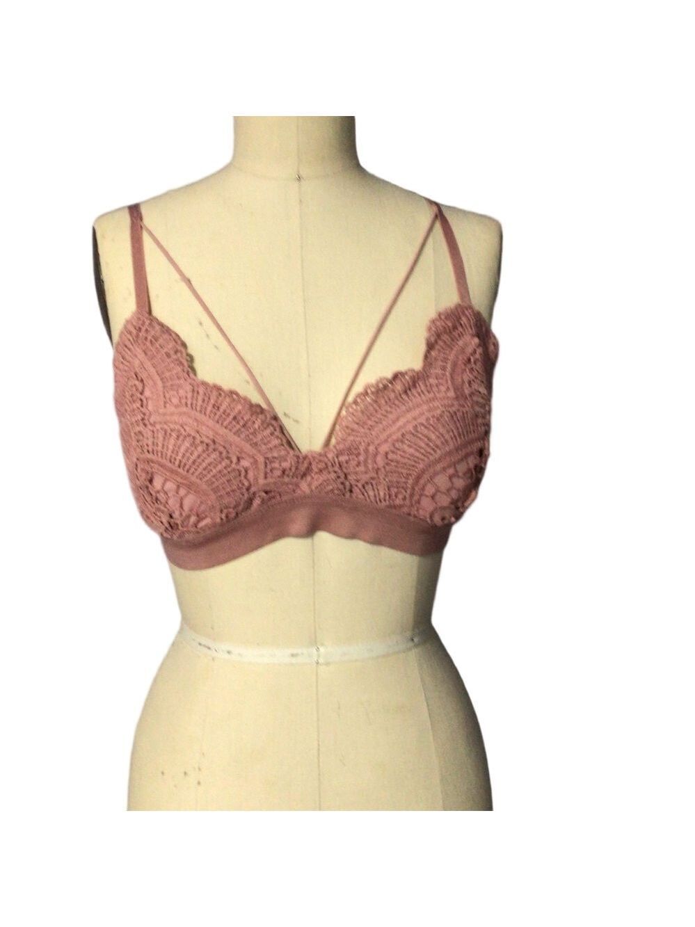 mele & pere Soft Pink Delicate Lace Padded Bralette – Size Small